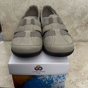 Clarks Womens Sillian Stork Cloudsteppers Sandals 10 Wide NEW